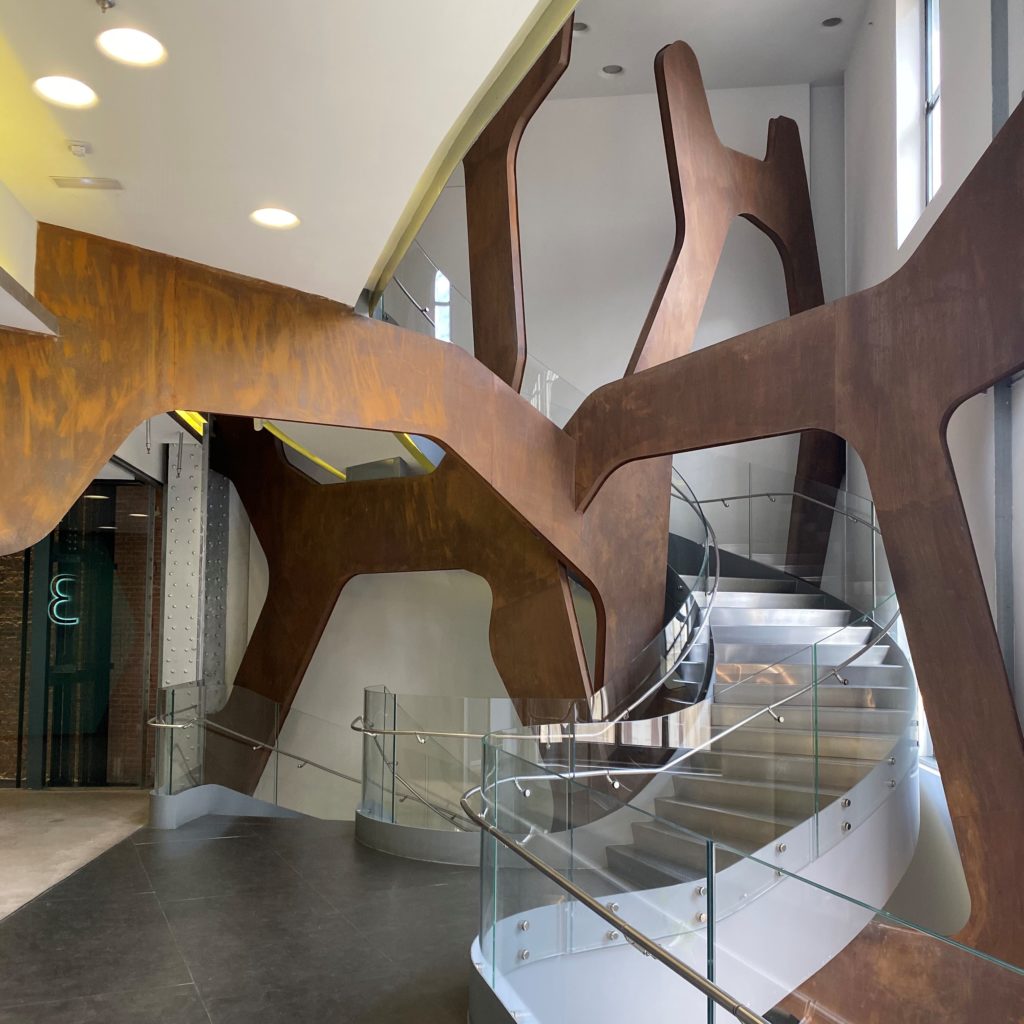 Escaleras de la Fundación Telefónica en Madrid obra que Moneo Brock Studio