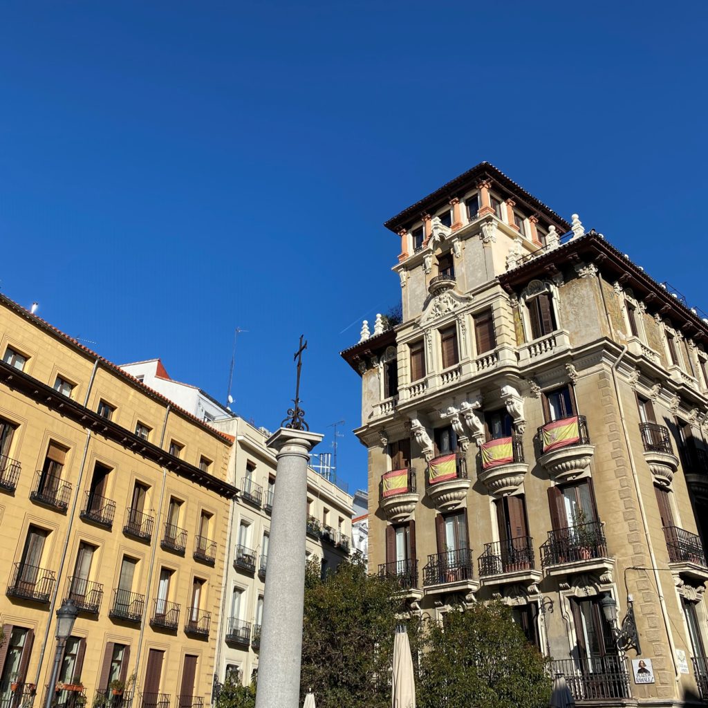 plaza de Ramales en tour de arquitectura por Madrid histórico